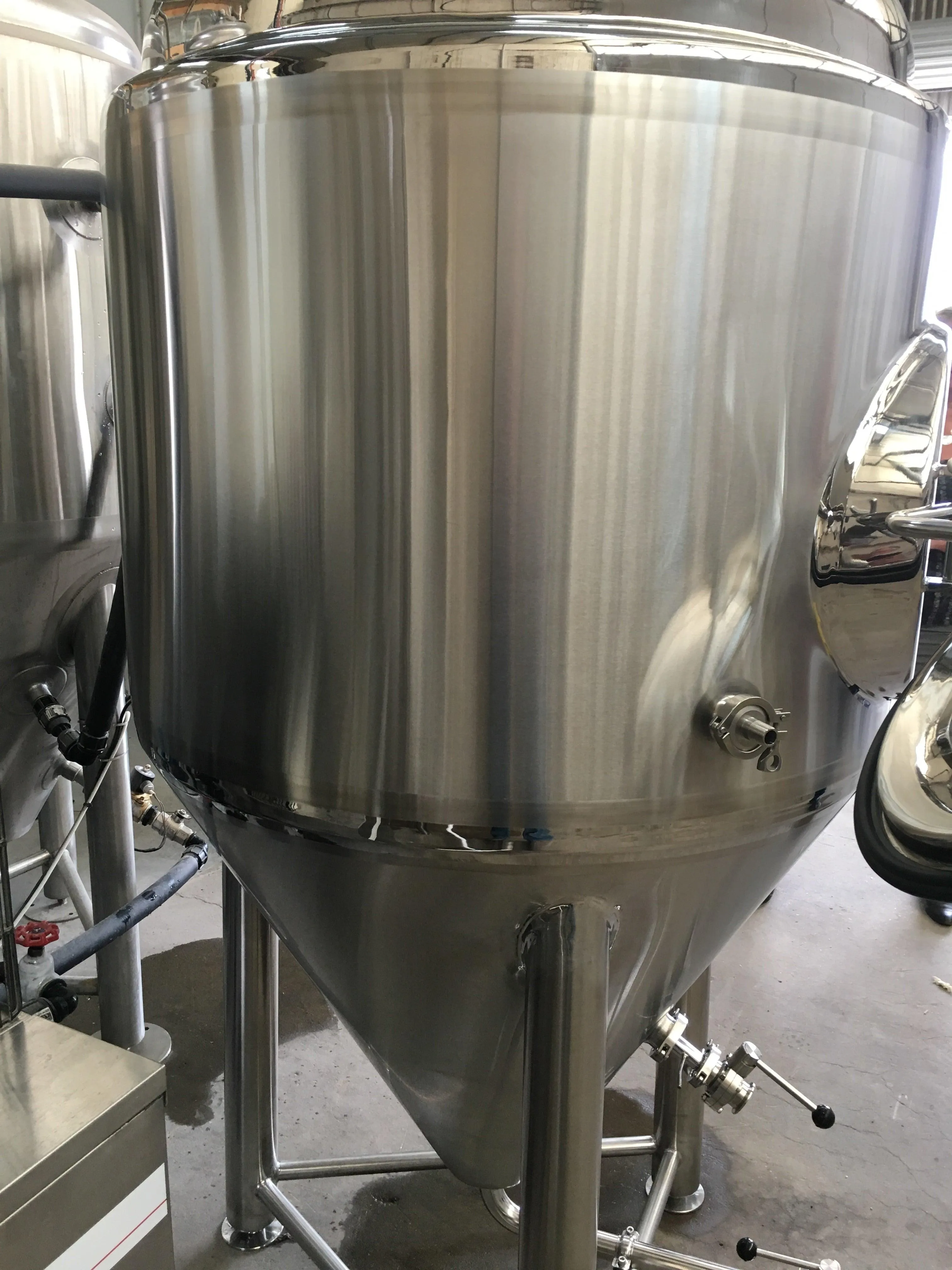 600L Conical Fermenter (pressurisable, jacketed)