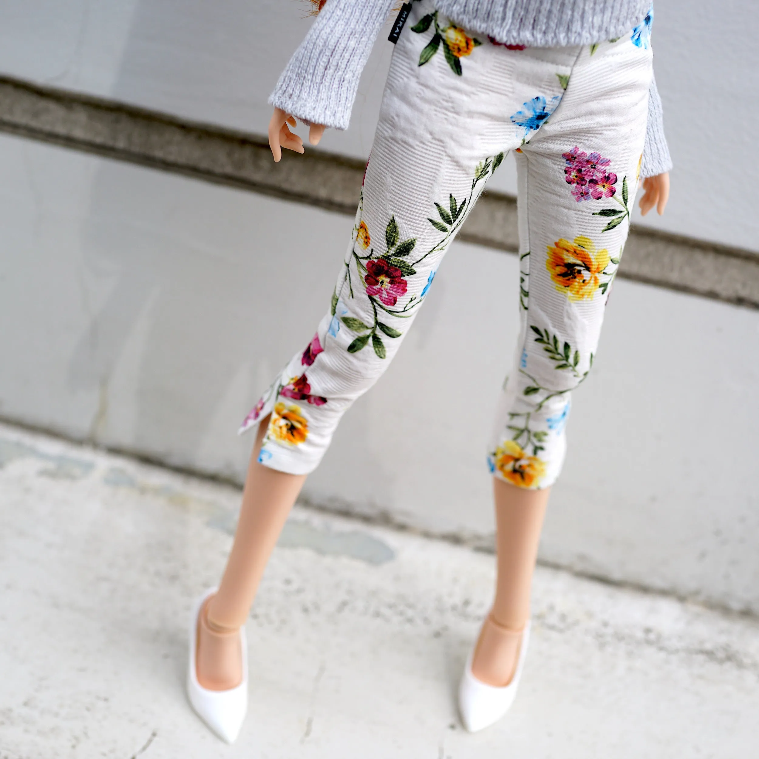 Capri Pants (Floral)