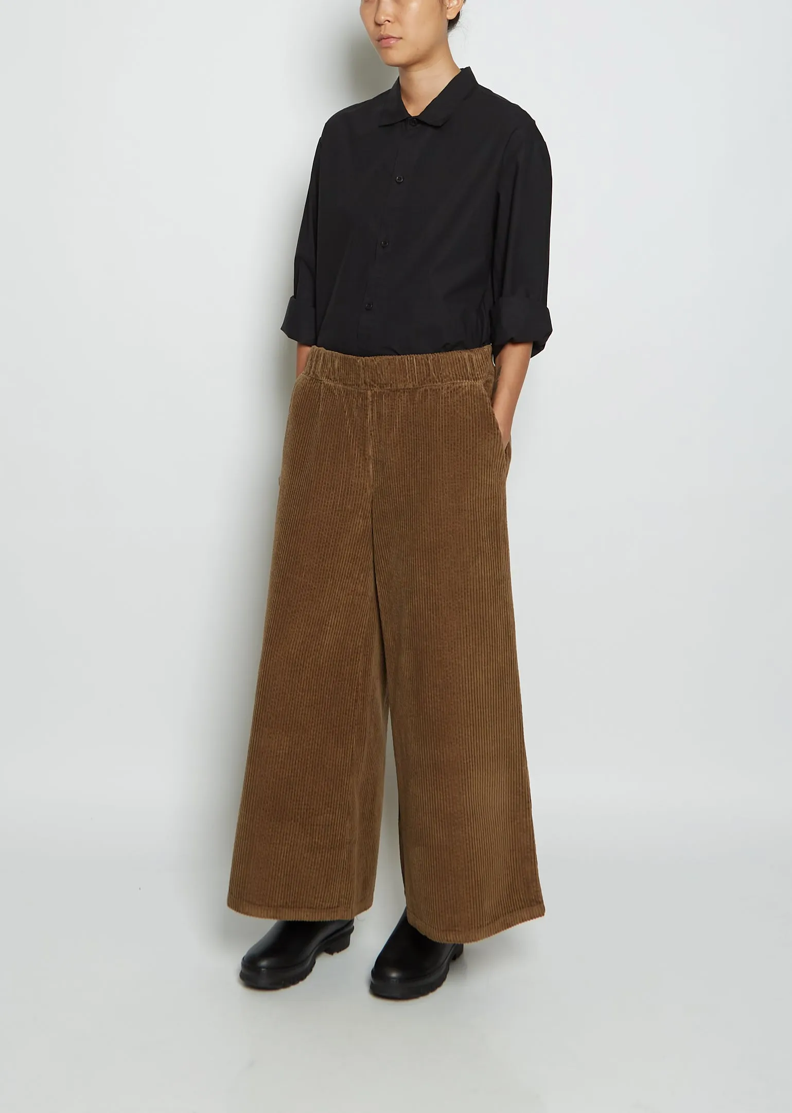 Elle Cotton Corduroy Pant — Lion