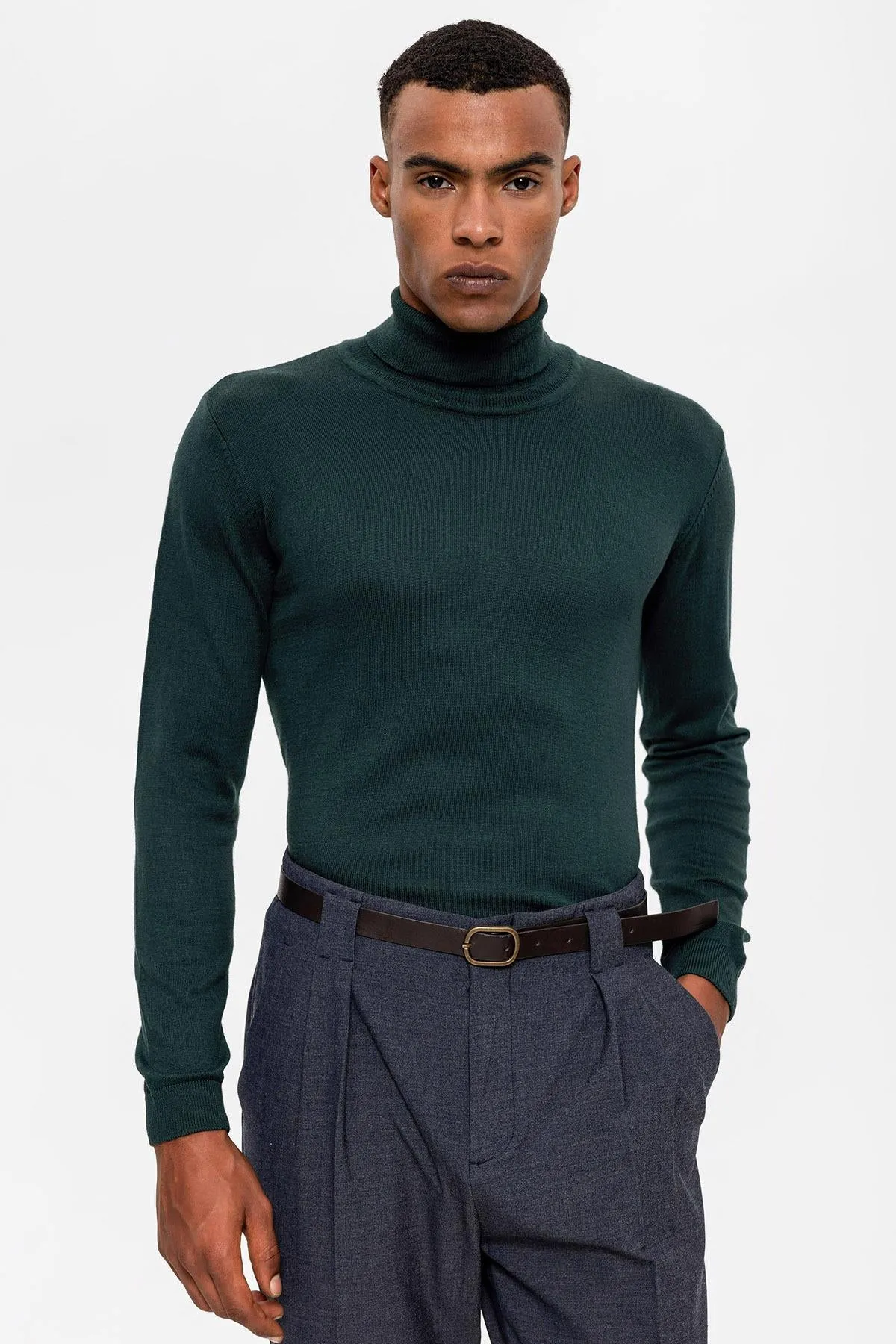 Green Turtleneck Men's Knit Sweater - Wessi