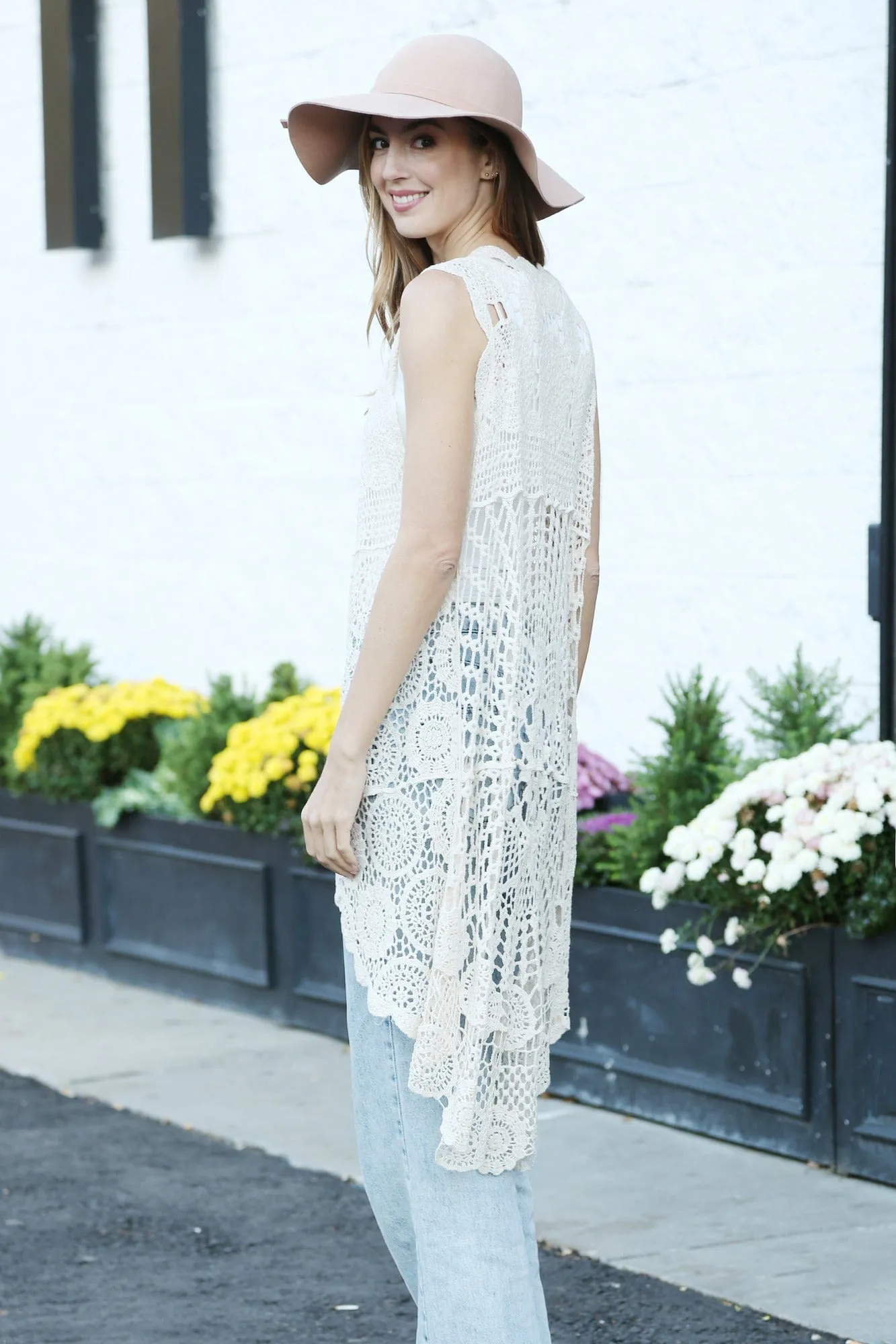 JP5214 Pixie Long Crochet Vest