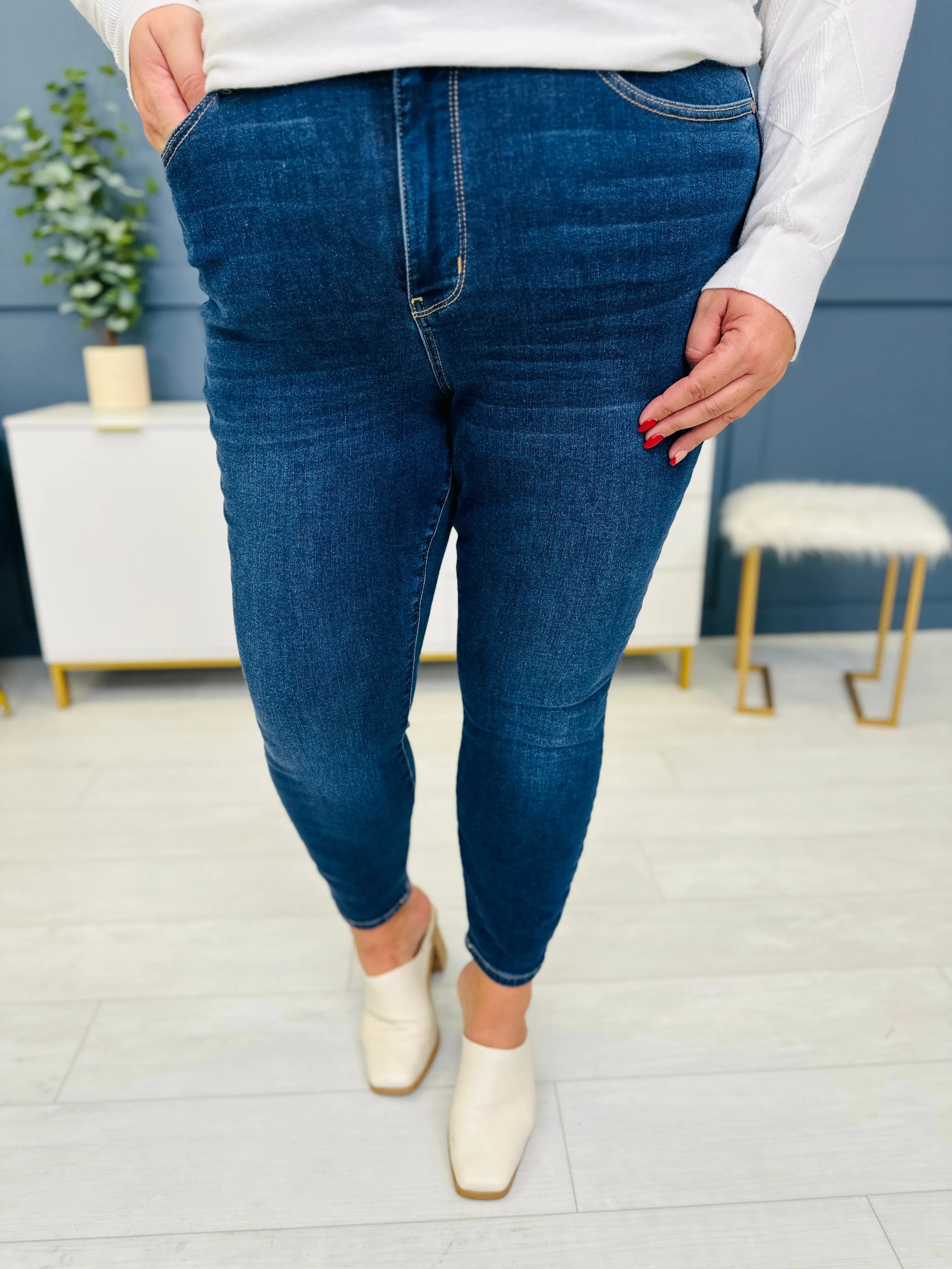 Judy Blue Warm Me Up Thermal Skinny Jeans in Reg/Curvy