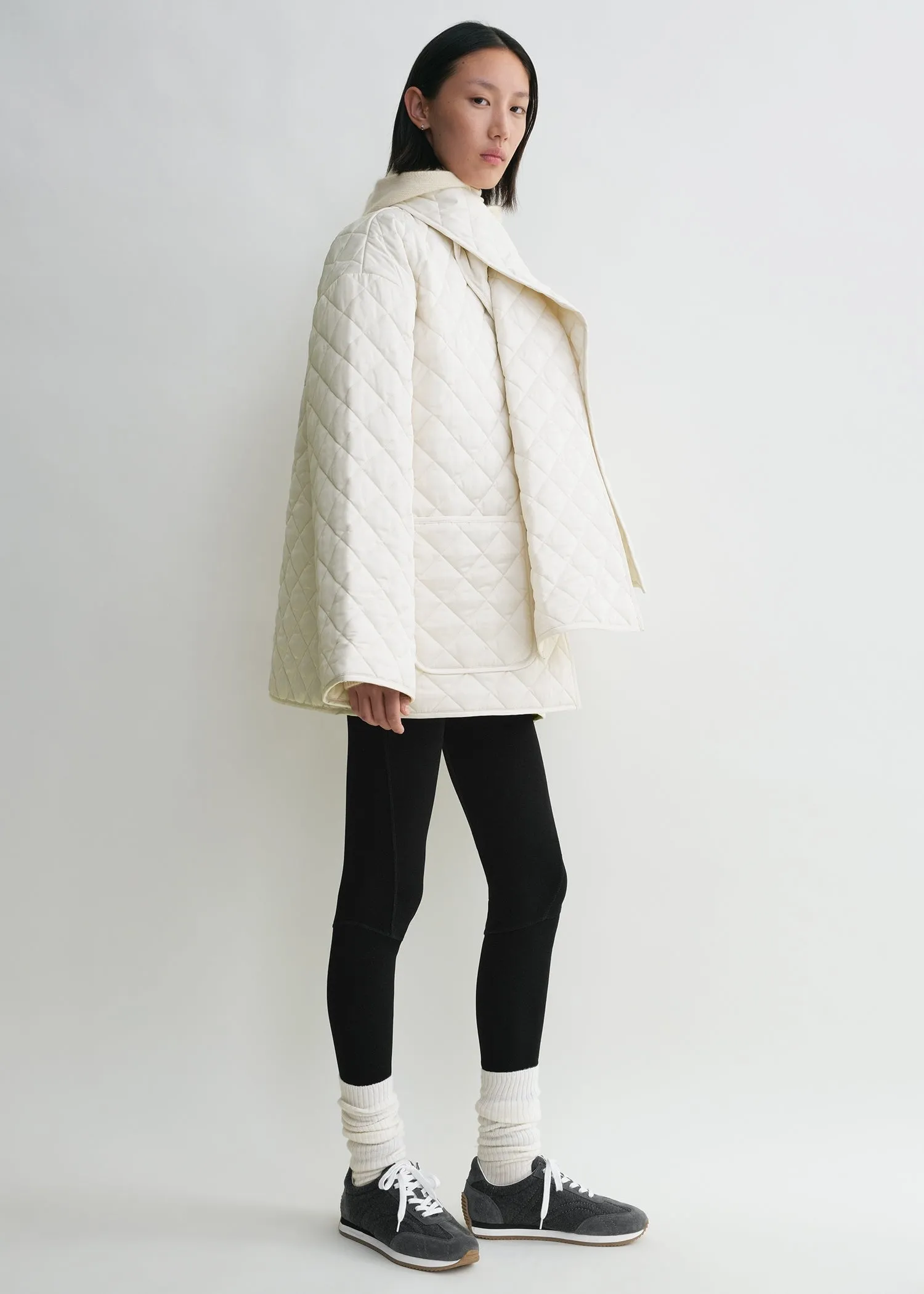 Quilted scarf jacket winter white