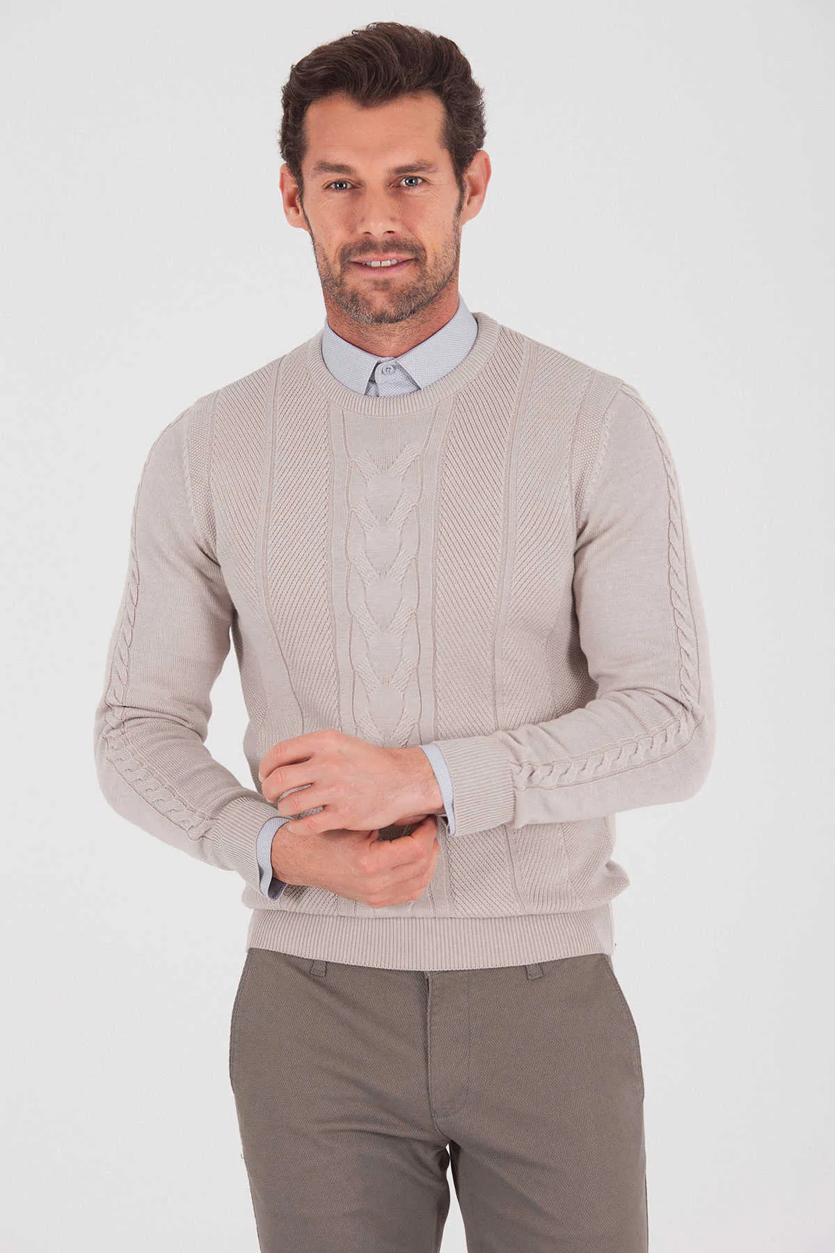 Regular Fit Plain Cotton Blend Grey Crewneck Sweater, Grej