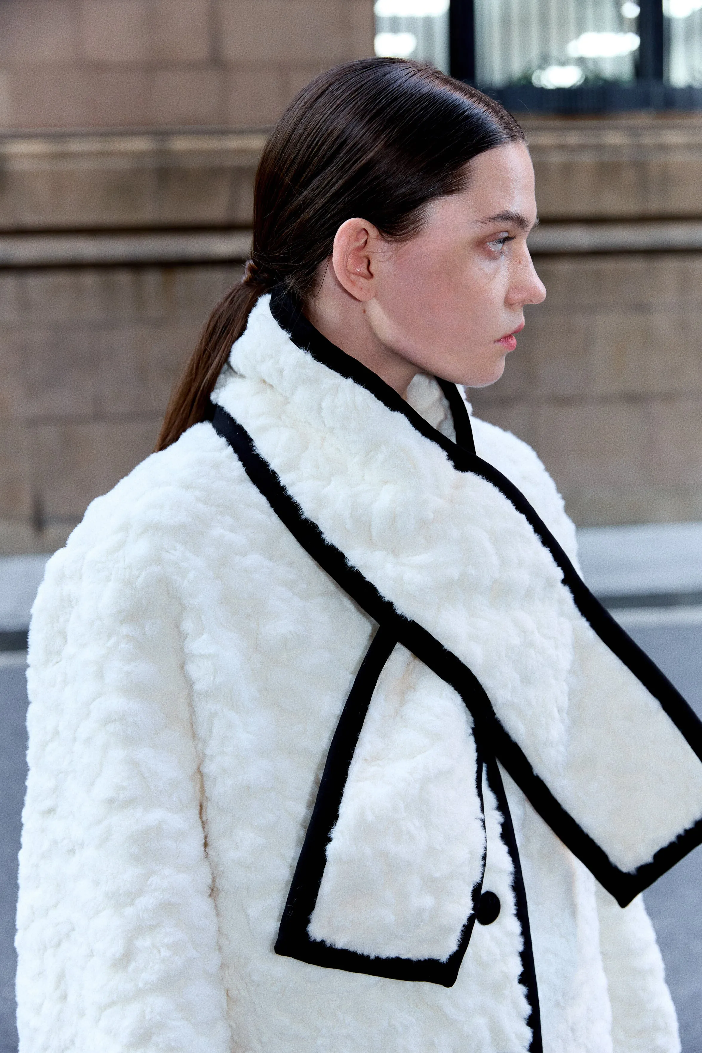 Scarf Teddy Shearling Jacket - White