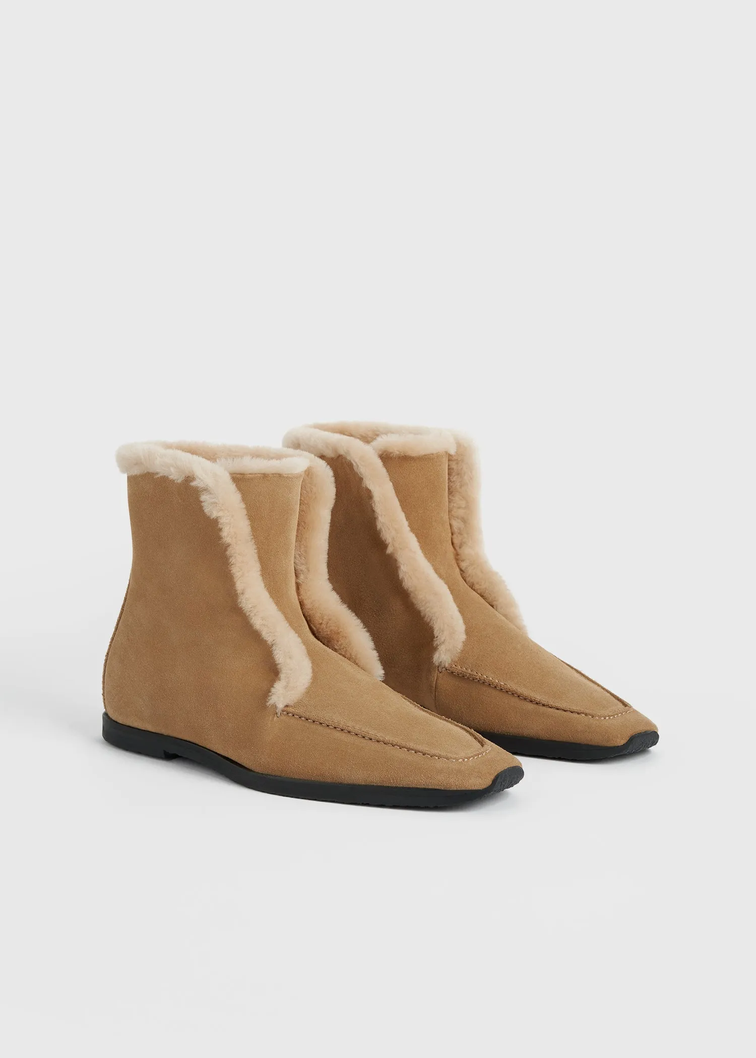 Shearling-edge winter boots caramel/ecru