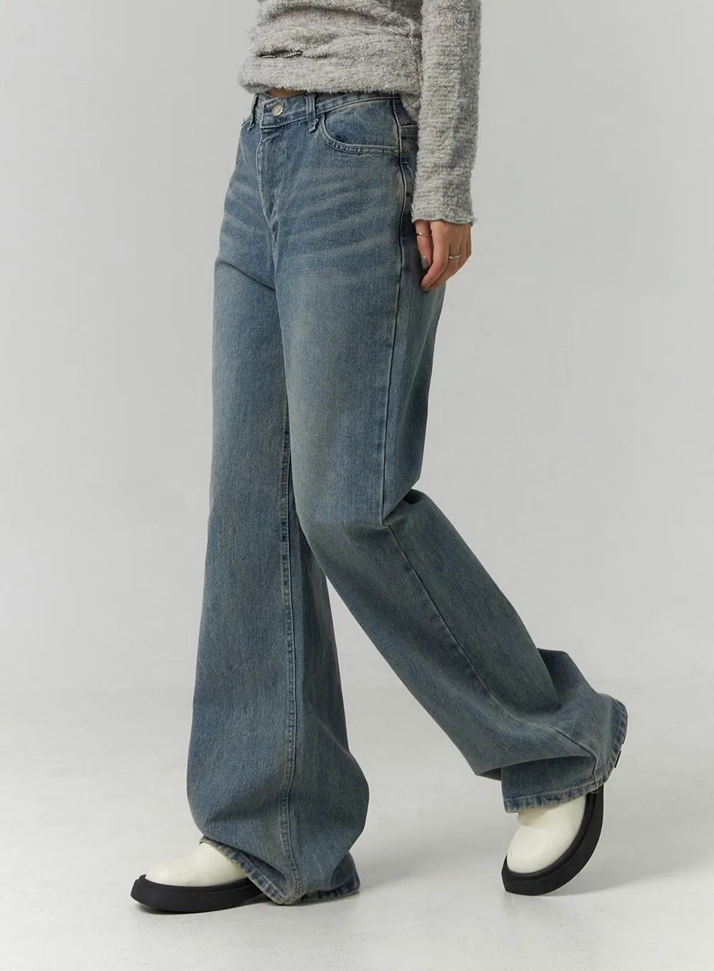 Washed Baggy Jeans CN324