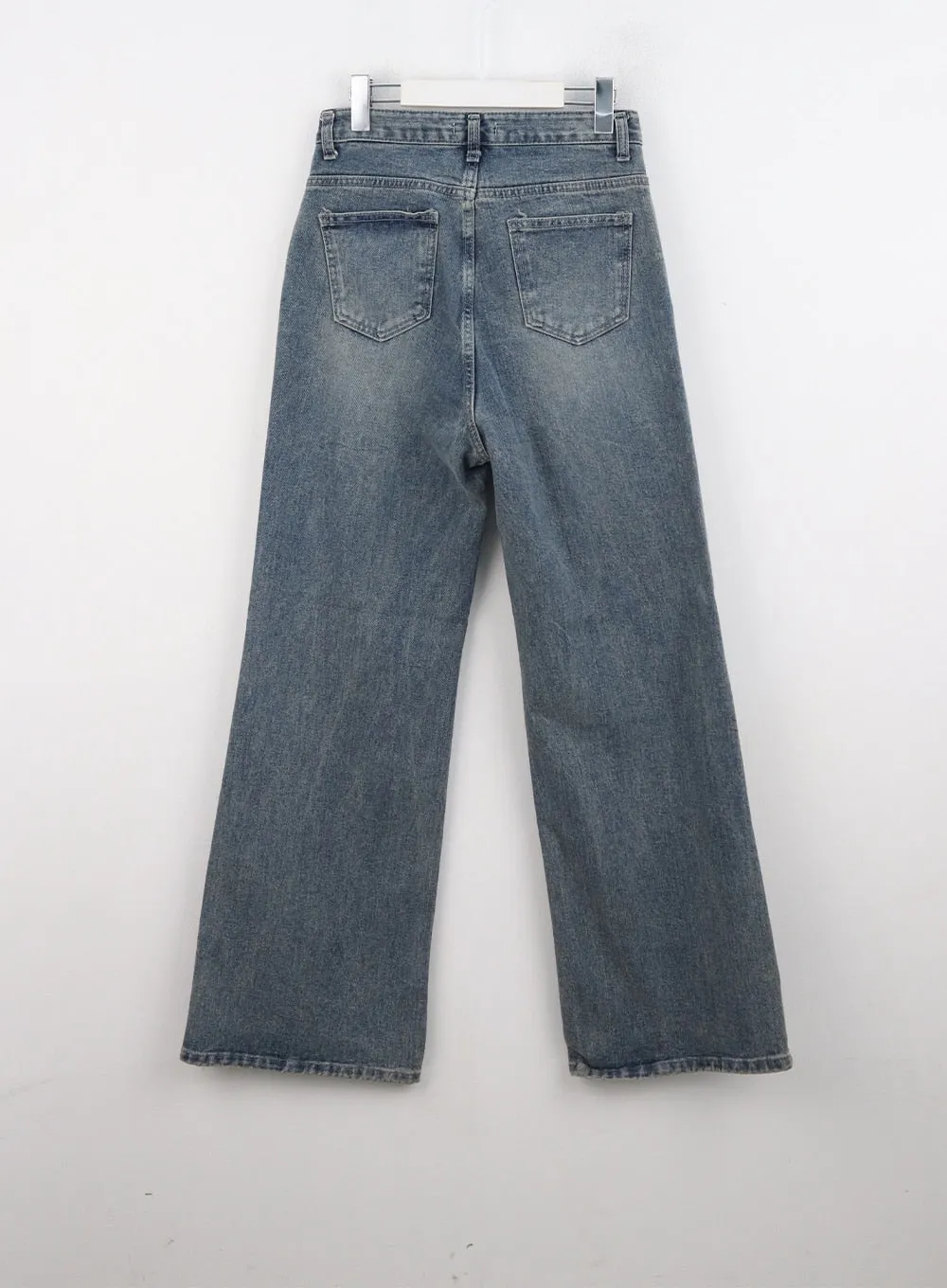 Washed Baggy Jeans CN324